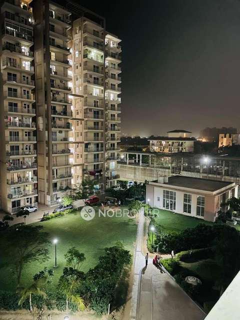 2 BHK Flat In Green Court For Sale  In Meoka