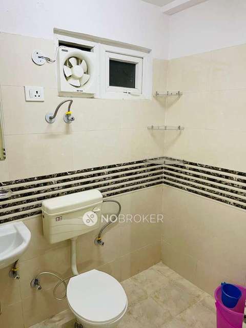 2 BHK Flat In Green Court For Sale  In Meoka