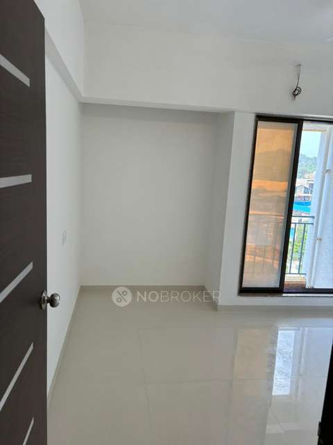 2 BHK Flat In Pnk Space Tiara Hills Phase 1 For Sale  In Mira Road East