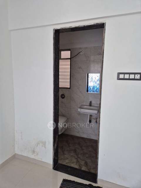 2 BHK Flat In Plus One Genesiis for Rent  In Hinjawadi
