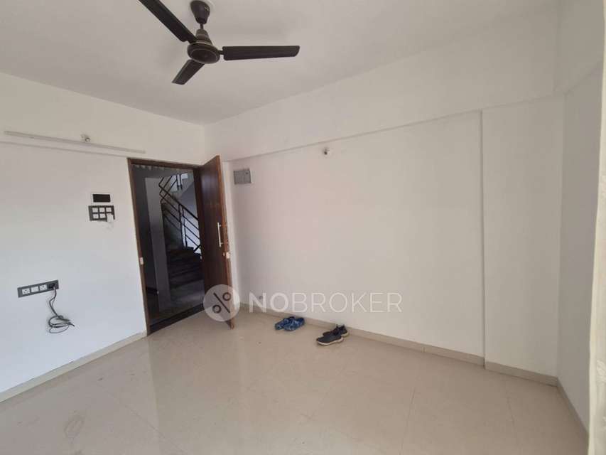 2 BHK Flat In Plus One Genesiis for Rent  In Hinjawadi