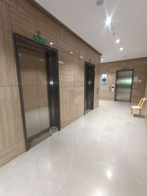 1 BHK Flat In Rajesh Whitecity Phase 1 For Sale  In Kandivali East