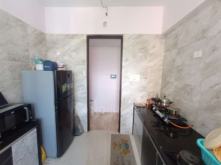 1 BHK Flat In Rajesh Whitecity Phase 1 For Sale  In Kandivali East