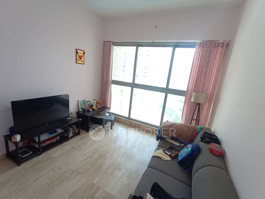 1 BHK Flat In Rajesh Whitecity Phase 1 For Sale  In Kandivali East