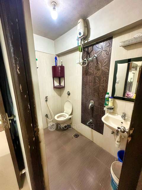 1 BHK Flat In Kamanwala Manavsthal For Sale  In Malad West