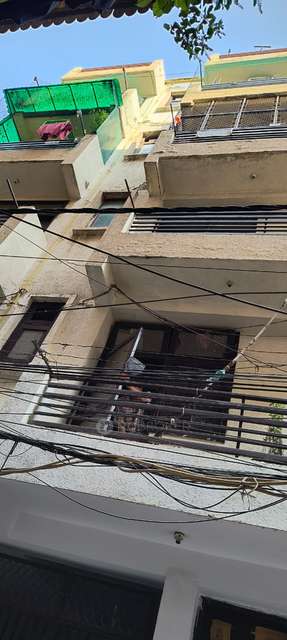 2 BHK Flat For Sale  In Mahavir Enclave Part 1