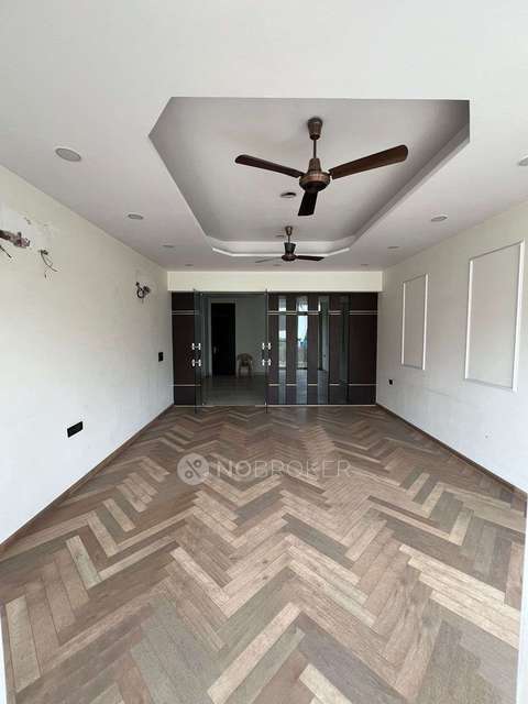 4 BHK House For Sale  In  Model Town