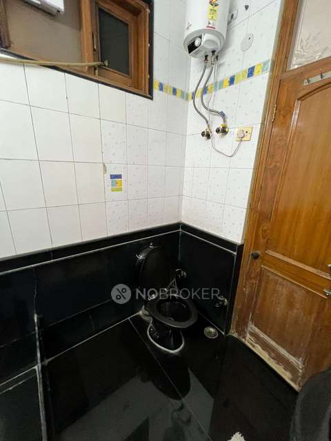 4 BHK House For Sale  In  Model Town