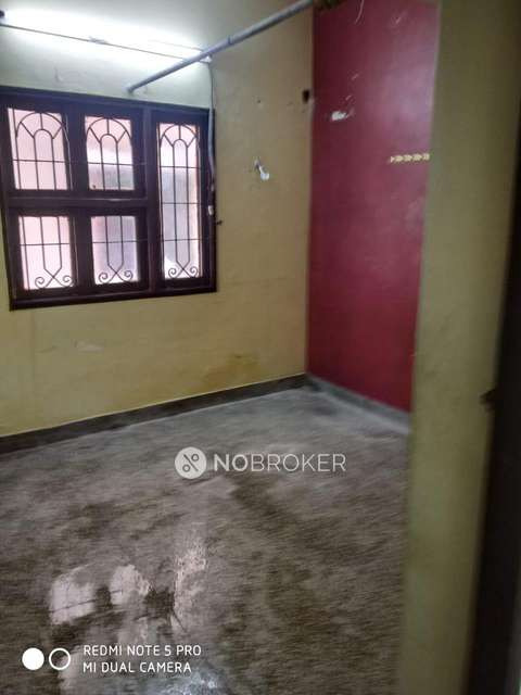 1 BHK Flat In Standalone Building  For Sale  In Nanganallur 