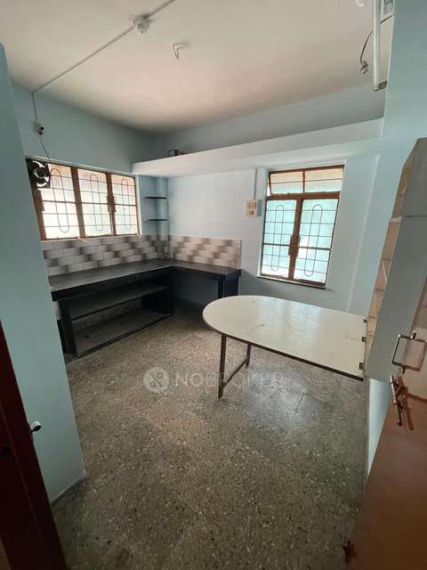 Shared Room for Male In 2 BHK In Apartment In Market Yard