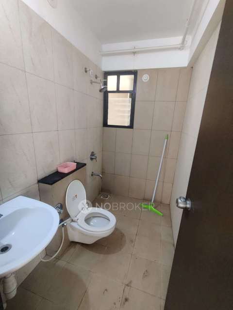 2 BHK Flat In Kingsbury At Pride World City for Rent  In  Charholi Budruk