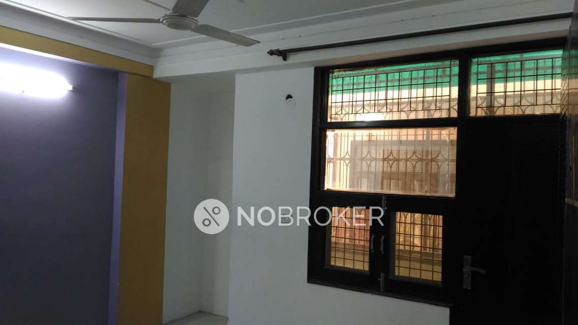 3 BHK Flat For Sale  In Mahavir Enclave