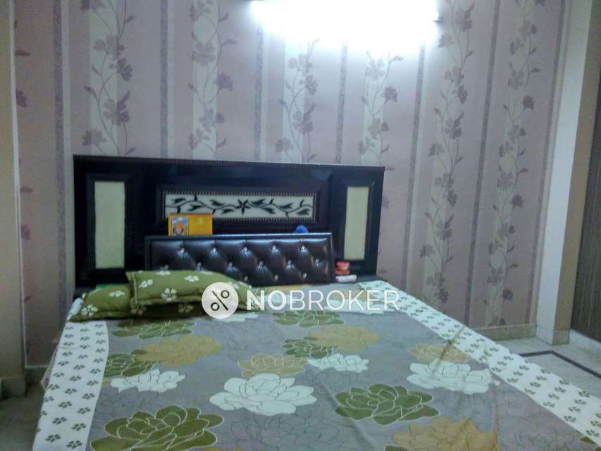 3 BHK Flat In Sai Associates Apartment for Rent  In Mohan Garden