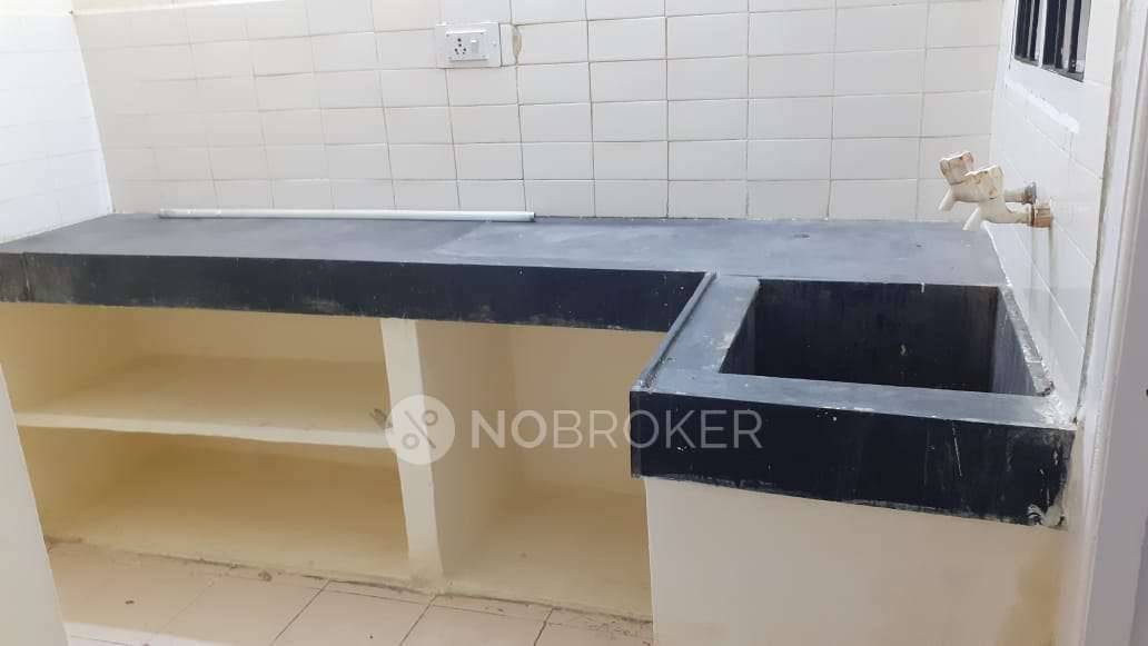 2 BHK Flat In Sai Castle Apartment for Rent  In Kukatpally