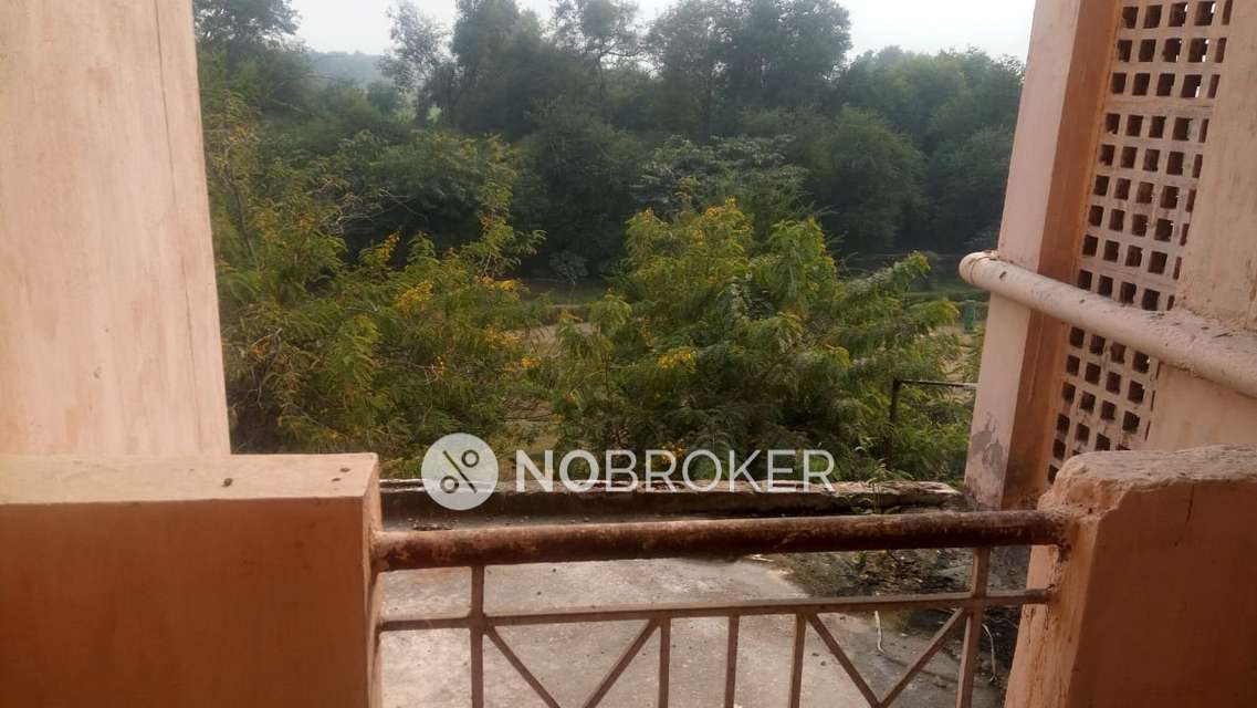 1 BHK Flat In Lok Nayak Puram For Sale  In Mundka