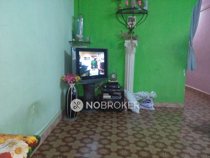2 BHK House For Sale  In Vile Parle