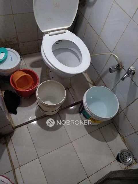 1 BHK Flat For Sale  In Kalkaji