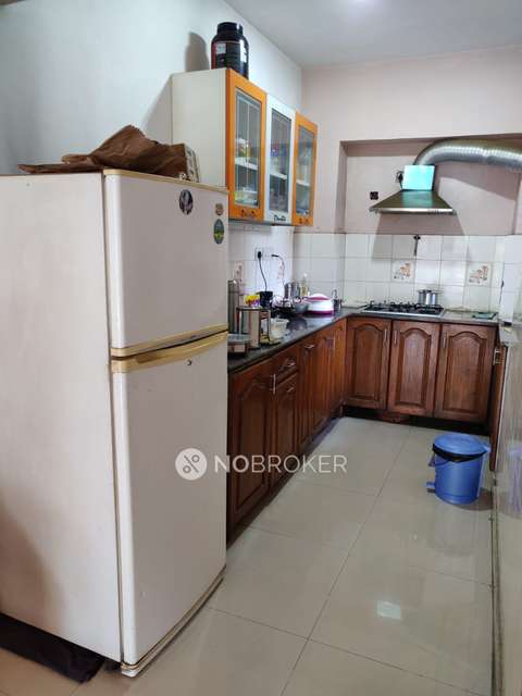 2 BHK Flat In Dlf Regency Park I For Sale  In Sector-27