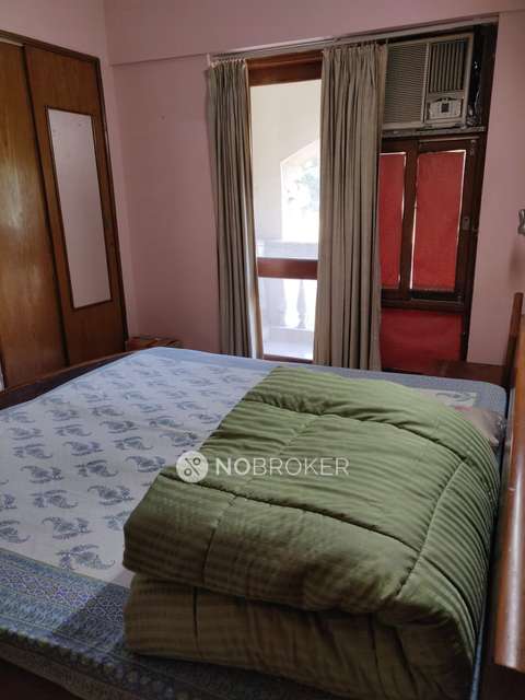 2 BHK Flat In Dlf Regency Park I For Sale  In Sector-27