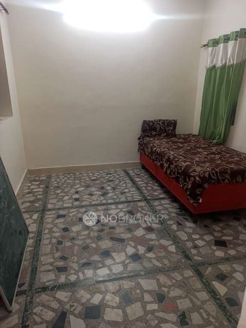 1 BHK Flat In Sb for Rent  In Saket