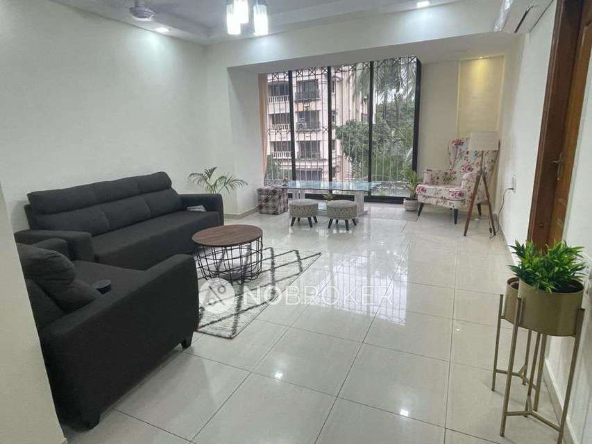 2 BHK Flat In Uttam Niwas   For Sale  In   Bandra West