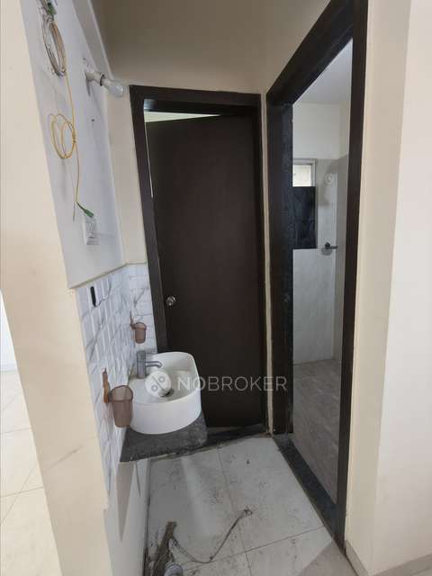 1 BHK Flat In Majestique Manhattan for Rent  In Wagholi