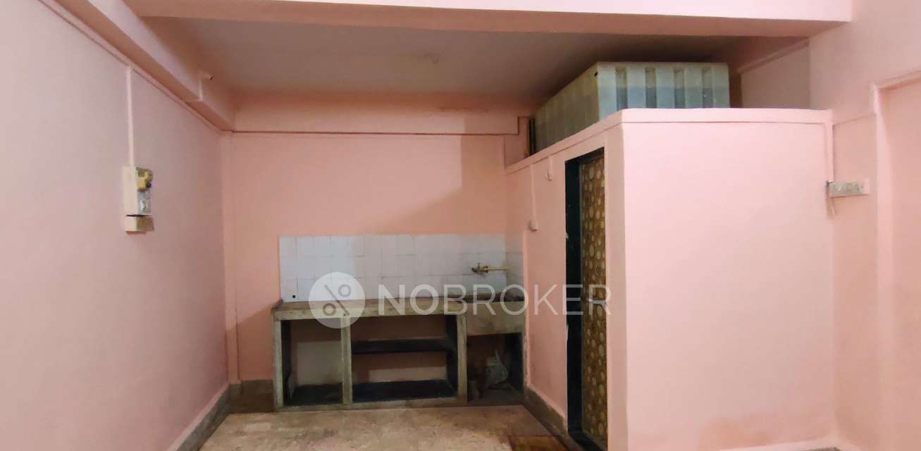 1 RK Flat In Shraddha Chs Society for Rent  In Parel