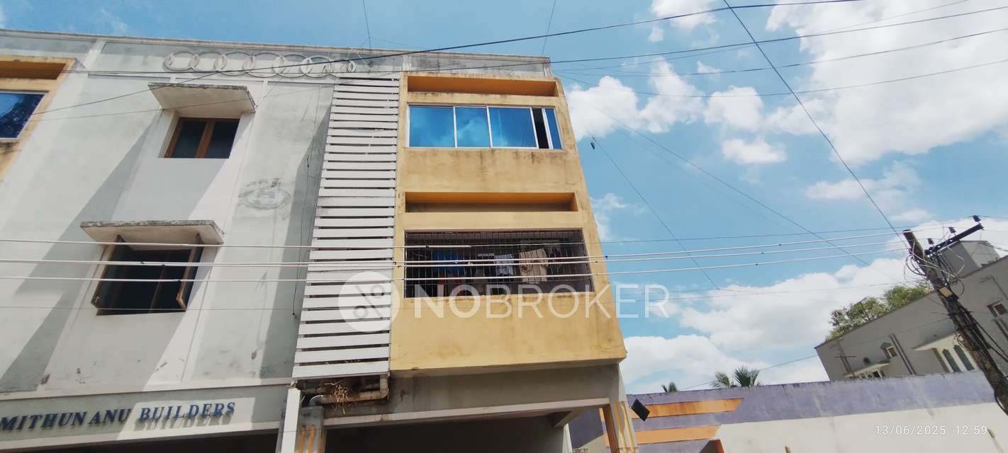 3 BHK Flat In Sai Mithun Apt For Sale  In Mannivakkam