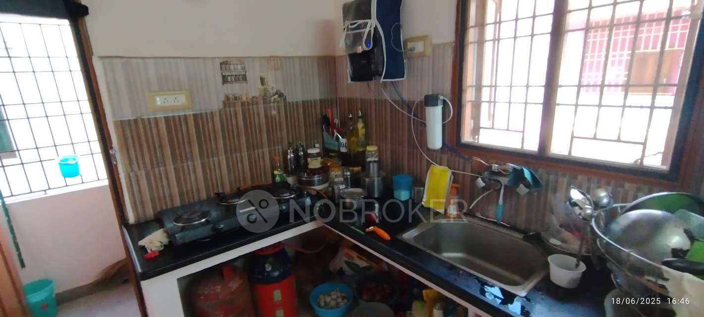 3 BHK Flat In Sai Mithun Apt For Sale  In Mannivakkam