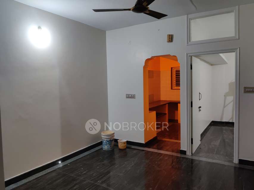 2 BHK Flat for Rent  In Kumaraswamy Layout