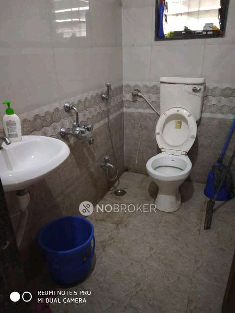 1 BHK Flat In Raghukunj Building for Rent In Kharadi