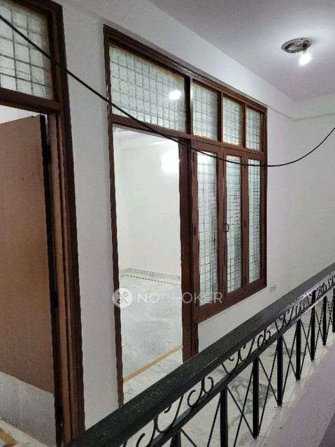 1 BHK Flat In Builder Floor For Sale  In Chattarpur Extension, Chhatarpur