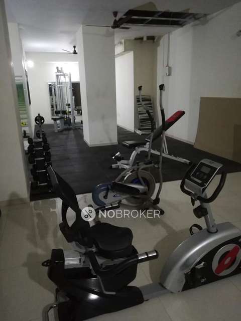 2 BHK Flat In Vedic Heights For Sale  In Kandivali East