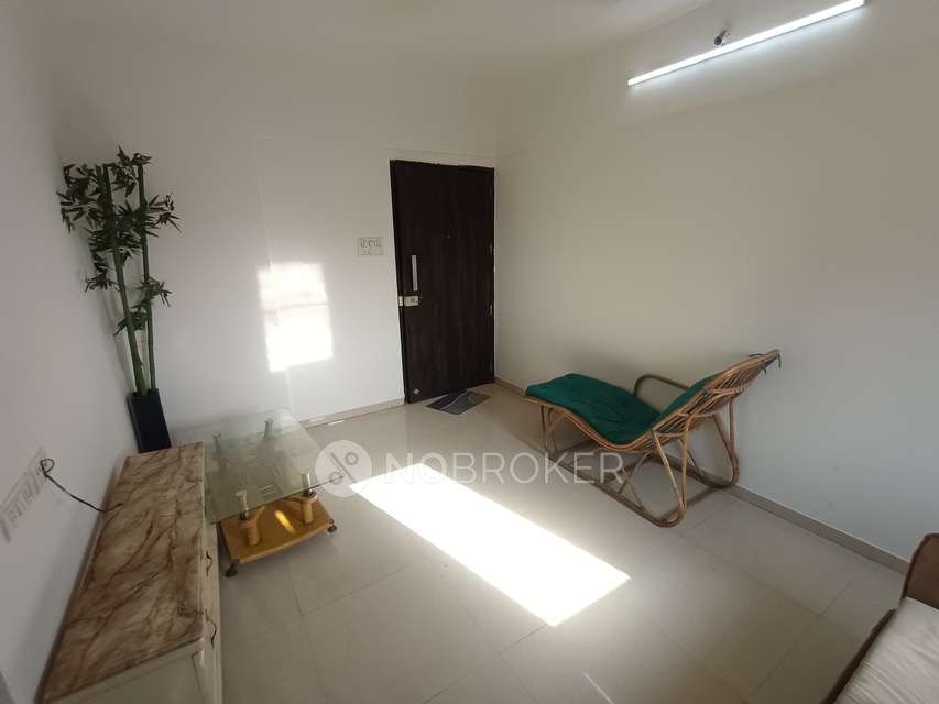 2 BHK Flat In Vedic Heights For Sale  In Kandivali East