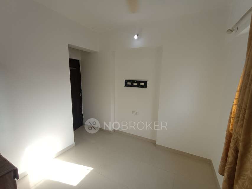 2 BHK Flat In Vedic Heights For Sale  In Kandivali East