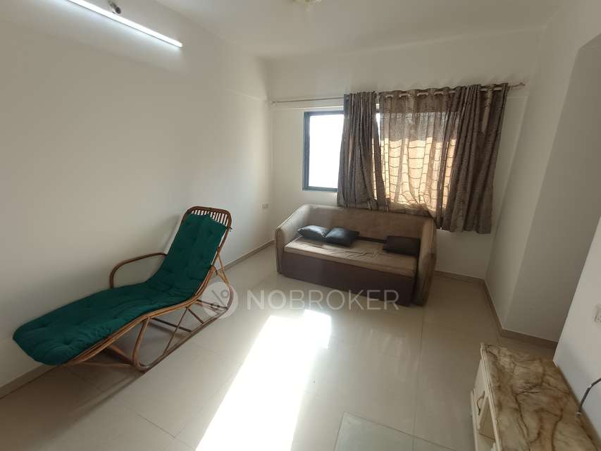 2 BHK Flat In Vedic Heights For Sale  In Kandivali East