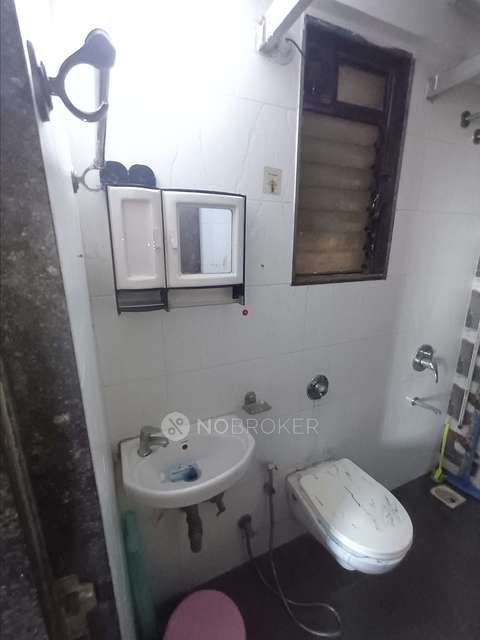 2 BHK Flat In Vedic Heights For Sale  In Kandivali East