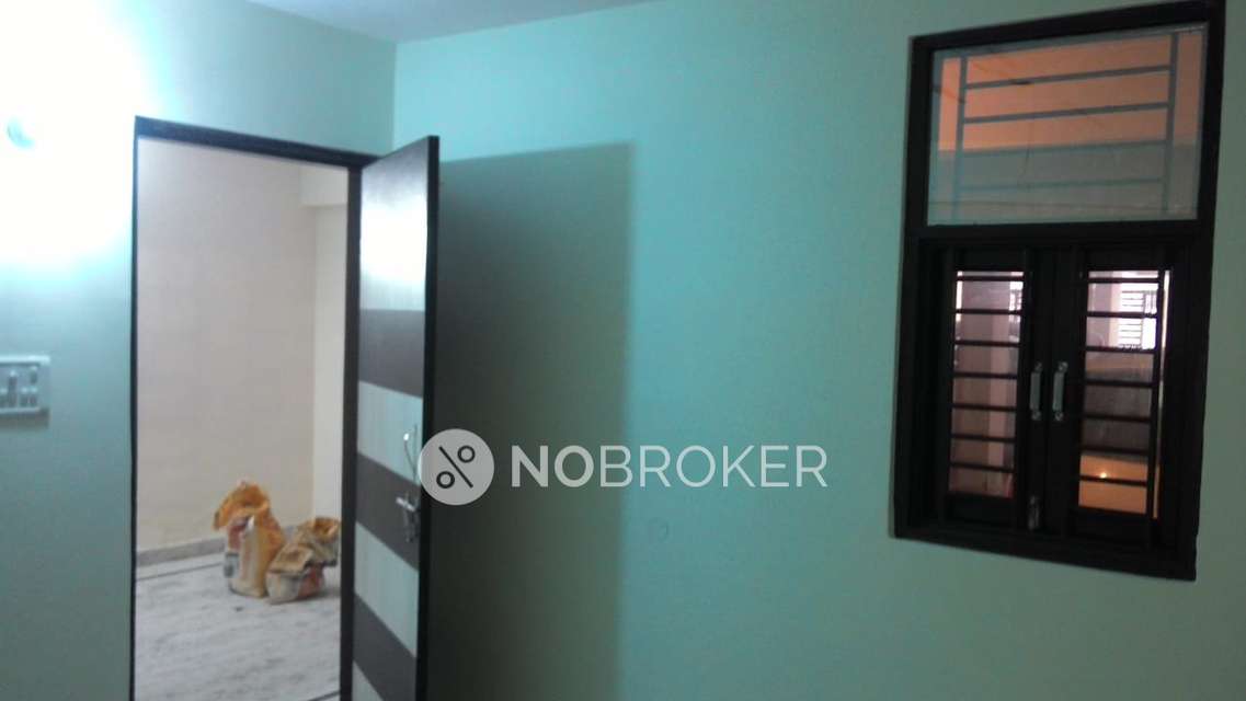 2 BHK Flat For Sale  In Kadipur