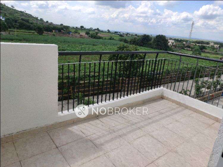 2 BHK Flat In Pristine City For Sale  In Bakori, Wagholi