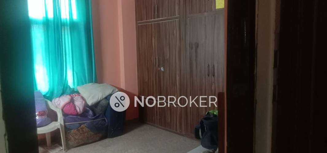 2 BHK Flat For Sale  In Dilshad Colony