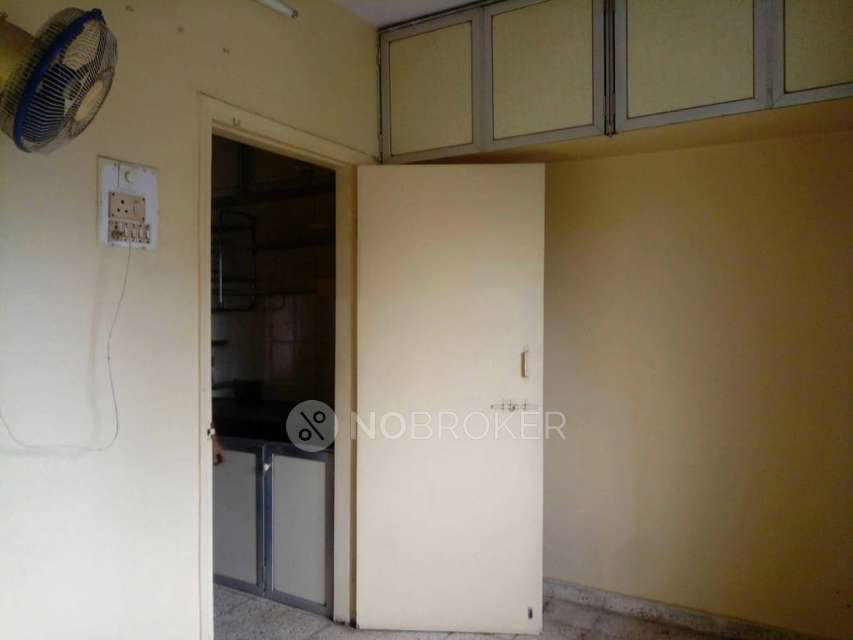 1 BHK Flat In Gopi Krishna Nagar Chs For Sale  In Dahisar East