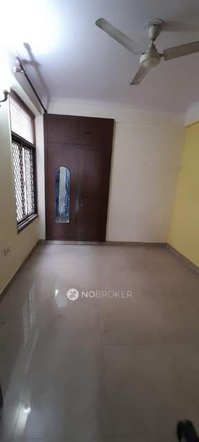2 BHK Flat In Rajhans Premier Towers, Indirapuram For Sale  In Indirapuram