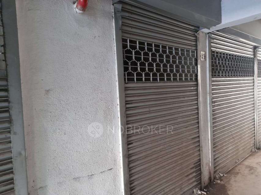 Shop in New Nana Peth, Pune for sale 