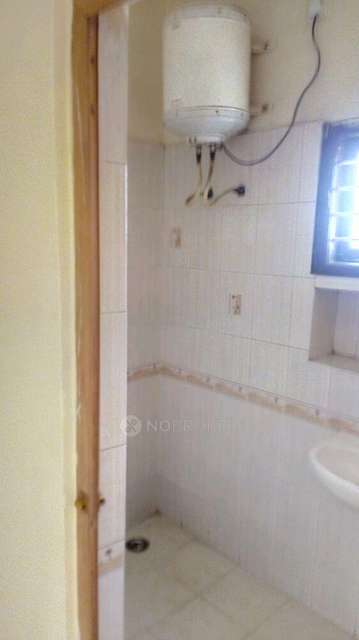 4+ BHK House For Sale  In Tavarekere