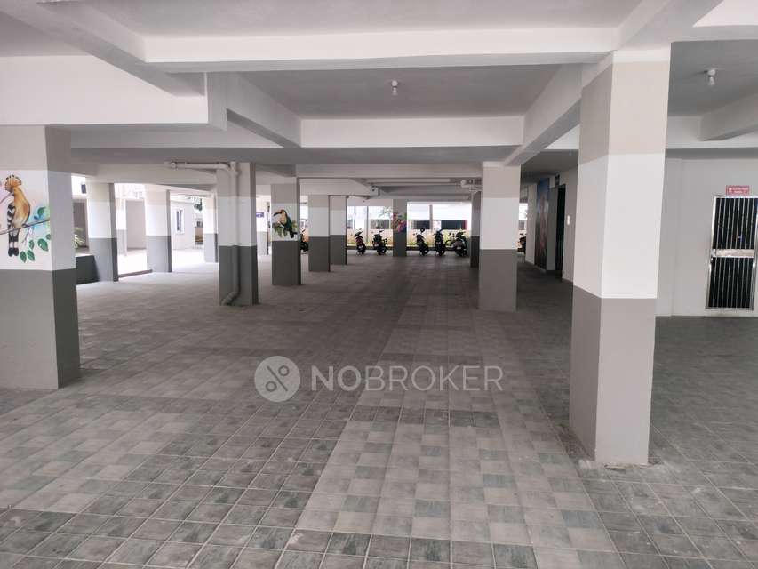 3 BHK Flat In Swathi&#39;s Skyline For Sale  In Gajularamaram