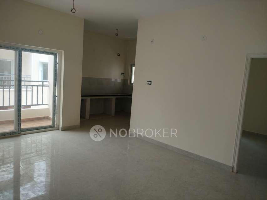 3 BHK Flat In Swathi&#39;s Skyline For Sale  In Gajularamaram