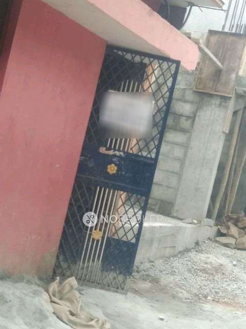 1 BHK Flat In Standalone Building  for Rent  In Binnipete 