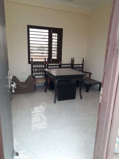 4 BHK Flat In Samridhi Apartment For Sale  In Patel Nagar