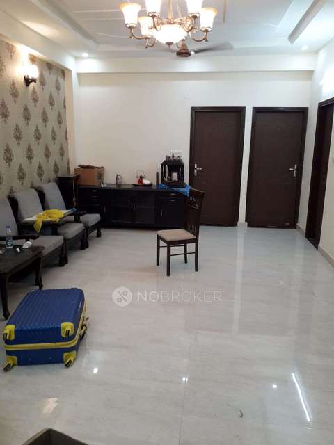 4 BHK Flat In Samridhi Apartment For Sale  In Patel Nagar