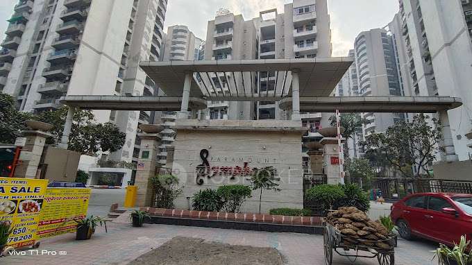 3 BHK Flat In Paramount Symphony Panorama For Sale  In Crossing Republik